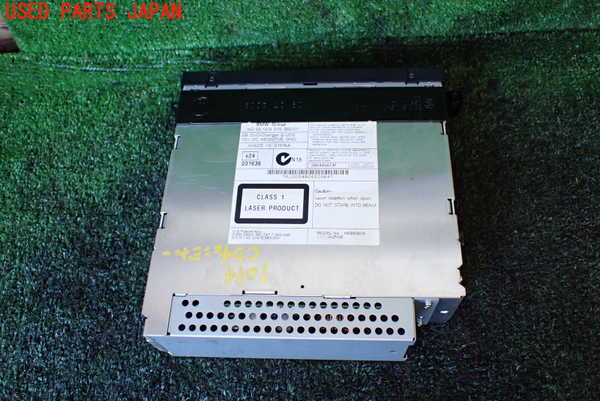 1UPJ-10146505]BMW 740i F01 (KA30)CDチェンジャー 中古_m0003.jpg