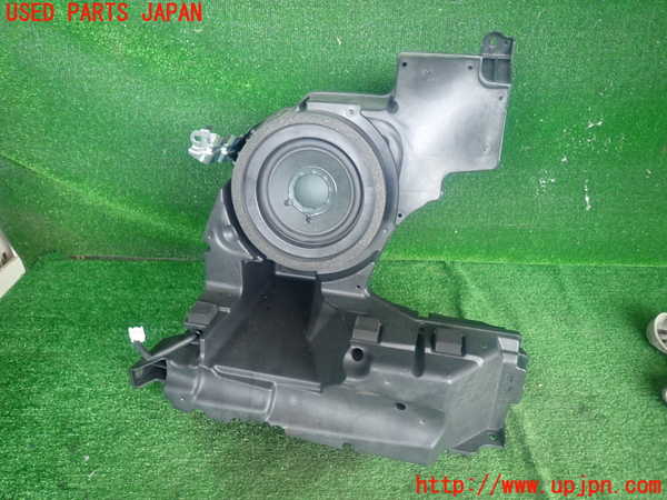 2UPJ-10336530]レクサス・CT200h(ZWA10)ウーハー 中古_m0001.jpg