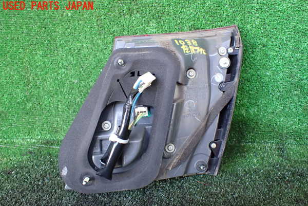 1UPJ-10381552]レクサス・LS600hL(UVF46)左リアフィニッシャー 中古_m0003.jpg