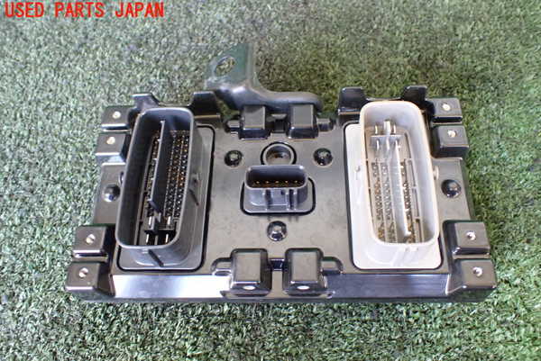 1UPJ-10386125]レクサス・LS600hL(UVF46)ABSコンピューター 中古_m0003.jpg