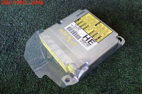 1UPJ-10386145]レクサス・LS600hL(UVF46)エアバッグコンピューター ジャンク_m0001.jpg