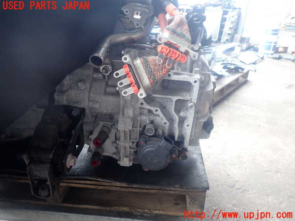 2UPJ-10423010]レクサス・CT200h(ZWA10)ミッション AT 2ZR-FXE 中古_m0003.jpg
