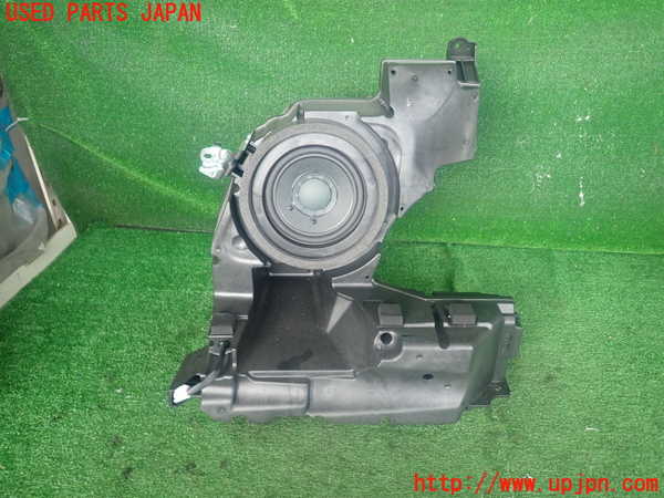 2UPJ-10426530]レクサス・CT200h(ZWA10)ウーハー 中古_m0001.jpg