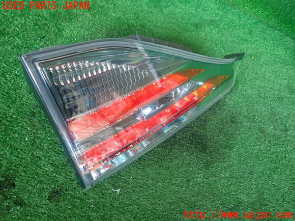 2UPJ-10551552]レクサス・CT200h(ZWA10)左リアフィニッシャー 中古_m0002.jpg