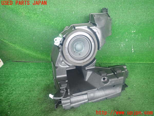 2UPJ-10556530]レクサス・CT200h(ZWA10)ウーハー 中古_m0001.jpg