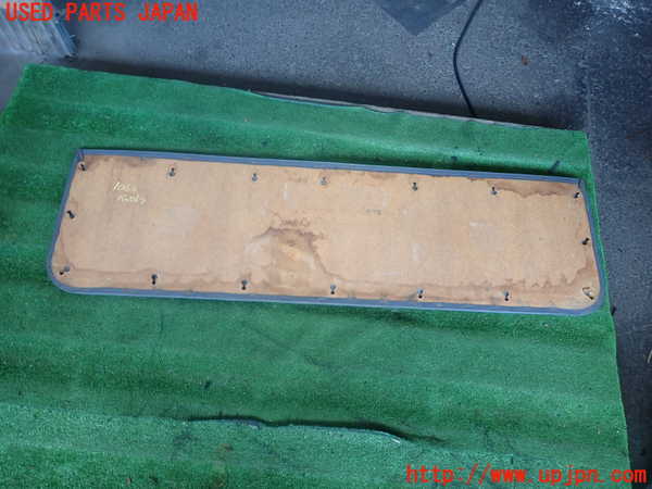 2UPJ-10631578]ランクル80系(FZJ80G)バックドア内張り 中古_m0004.jpg