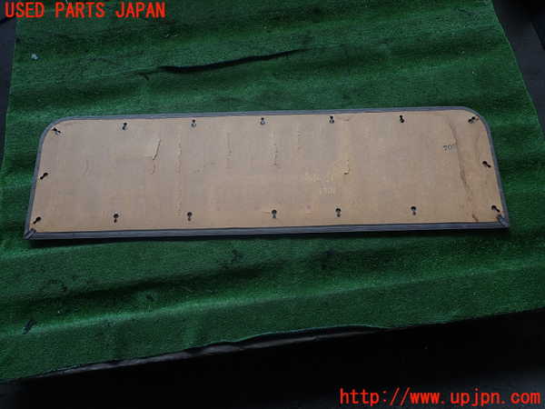 2UPJ-10651578]ランクル80系(FZJ80G)バックドア内張り 中古_m0002.jpg