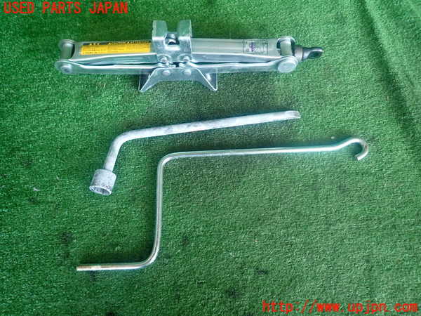 2UPJ-10687805]セリカ(ZZT231)車載工具 中古_m0001.jpg