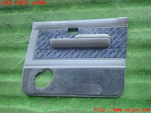 2UPJ-10741234]ランクルプラド(KZJ78W)右前ドア内張り 中古_m0001.jpg