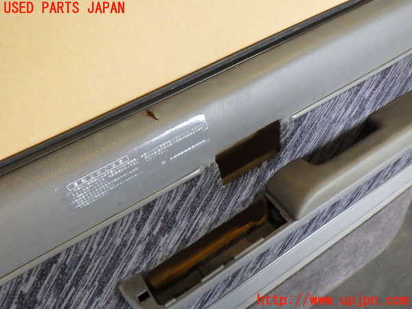 2UPJ-10741234]ランクルプラド(KZJ78W)右前ドア内張り 中古_m0002.jpg