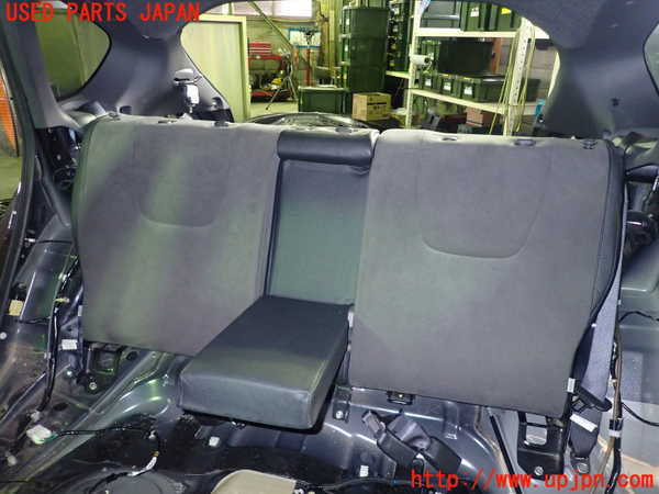 5UPJ-10787385]インプレッサ WRX-STi(GRB)リアシート 中古 の商品画像