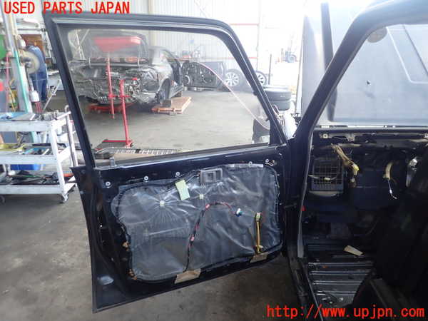 5UPJ-10841260]ランクル70系(HZJ77HV)左前ドア (43R-00014 M468) 中古 