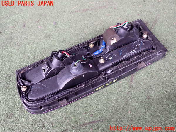 2UPJ-10851530]フェアレディZ(GCZ32)右テールランプ 【ジャンク品】 中古_m0005.jpg
