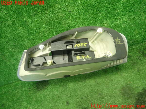 1UPJ-10881536]ポルシェ・ボクスター(986K)左テールランプ ジャンク_m0003.jpg