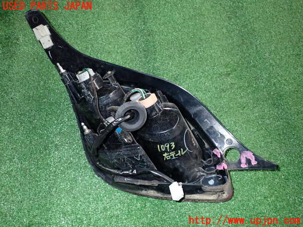 2UPJ-10931530]ソアラ(UZZ40)右テールランプ 【ジャンク品】 中古_m0002.jpg