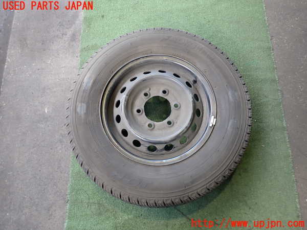 2UPJ-11029601]NV350 キャラバン バン(VR2E26)スペアタイヤ1 195/80R15中古_m0001.jpg