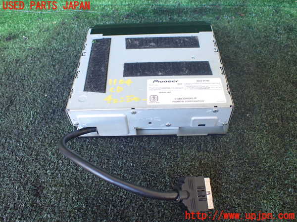 1UPJ-11046505]BMW X6 E71(FG44)CDチェンジャー 中古_m0003.jpg