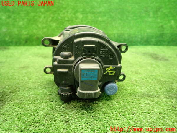 1UPJ-11051180]レクサス・CT200h(ZWA10)右フォグ 中古_m0002.jpg