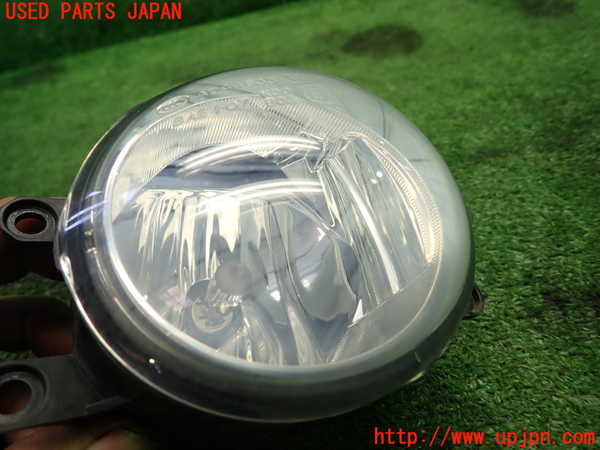 1UPJ-11051180]レクサス・CT200h(ZWA10)右フォグ 中古_m0003.jpg