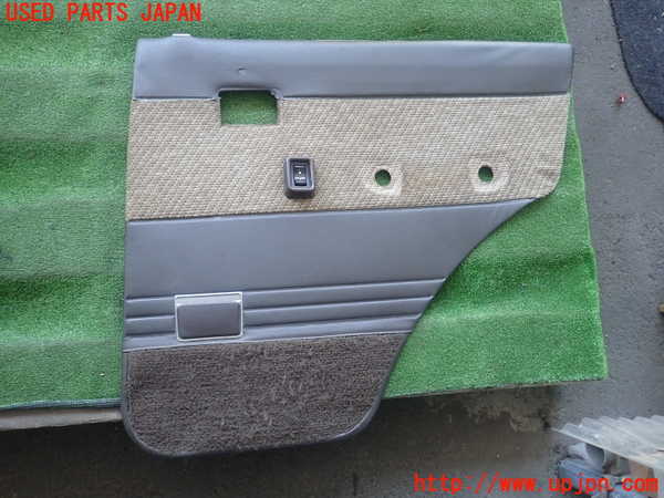 2UPJ-11091294]ランクル60系(HJ60V(改))右後ドア内張り 【ジャンク部品】 中古_m0001.jpg