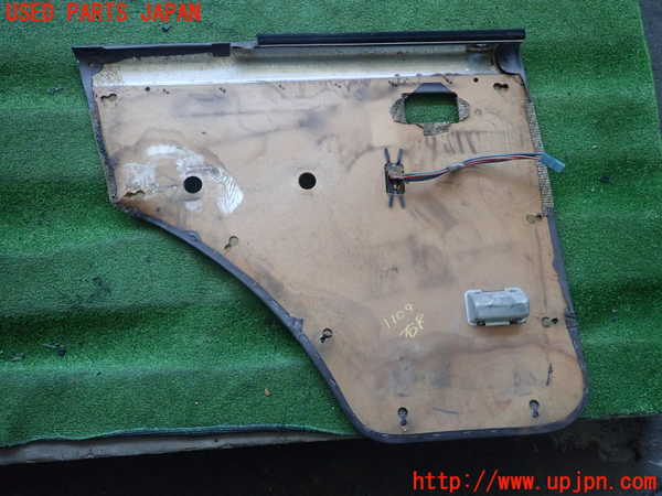 2UPJ-11091294]ランクル60系(HJ60V(改))右後ドア内張り 【ジャンク部品】 中古_m0003.jpg