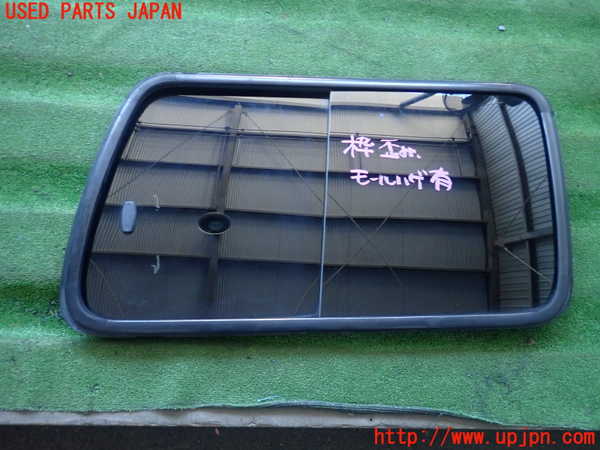 2UPJ-11271380]ランクル80系(FZJ80G)右クォーターガラス 中古_m0001.jpg