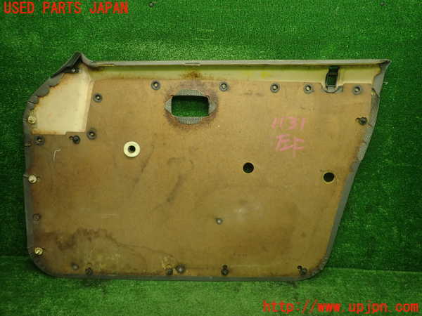 1UPJ-11311264]スカイライン(HR30)左前ドア内張り 中古_m0005.jpg