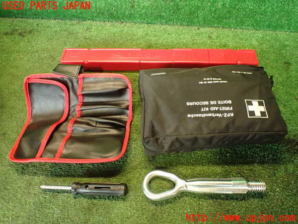 2UPJ-12007805]BMW X3 F25(WX35)車載工具 中古_m0001.jpg
