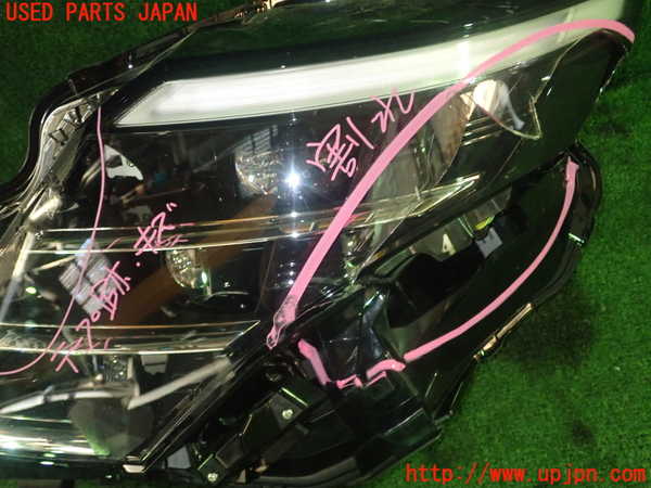 1UPJ-12101132]セレナ(C28)左ヘッドライト LED 【ジャンク】_m0002.jpg