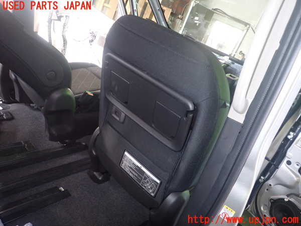 1UPJ-12107035]セレナ(C28)運転席シート 中古 の商品画像