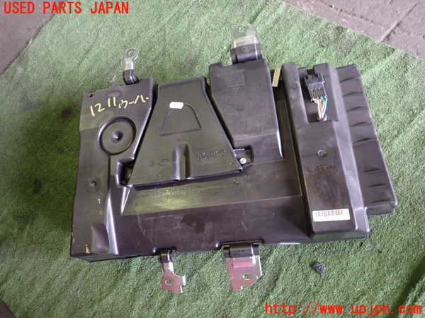 1UPJ-12116530]レンジローバー イヴォーク(LV2A)ウーハー 中古_m0001.jpg