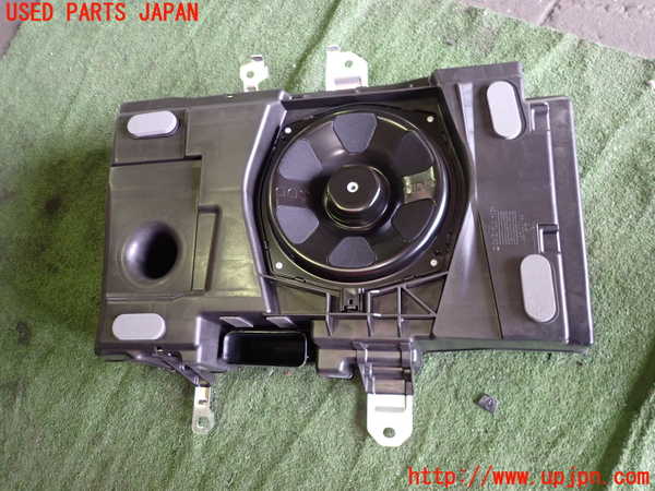 1UPJ-12116530]レンジローバー イヴォーク(LV2A)ウーハー 中古_m0002.jpg