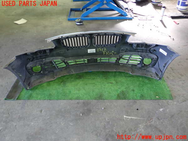 1UPJ-12121010]BMW アクティブハイブリッド5(AH5)(FZ35 F10)フロントバンパー 中古_m0003.jpg