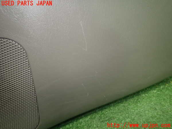 1UPJ-12621294]セフィーロ(PA33)右後ドア内張り 中古_m0003.jpg