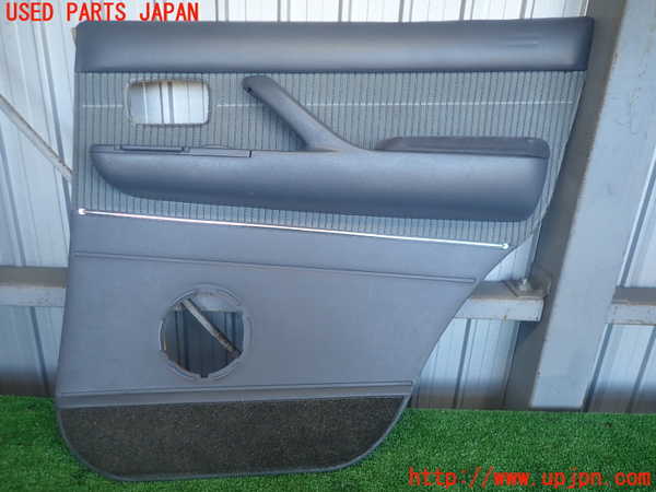 2UPJ-12681294]ランクル80系(FZJ80G)右後ドア内張り 中古_m0001.jpg