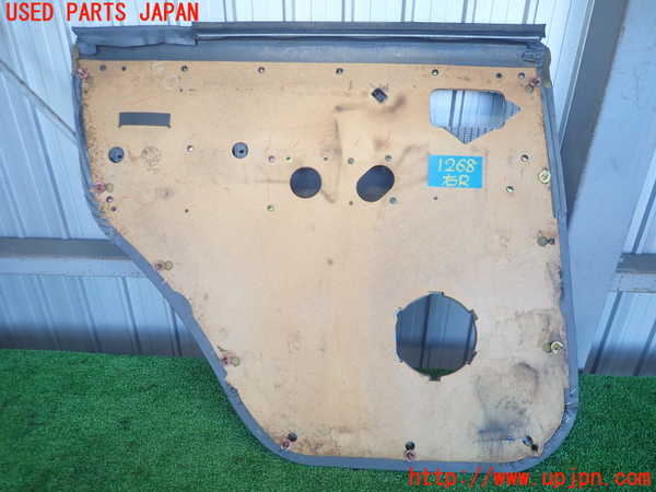 2UPJ-12681294]ランクル80系(FZJ80G)右後ドア内張り 中古_m0004.jpg