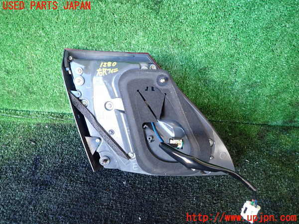 1UPJ-12801550]レクサス・LS600hL(UVF46)右リアフィニッシャー 中古_m0002.jpg