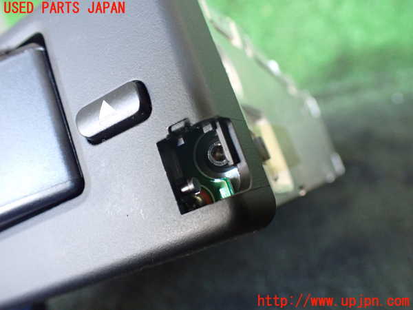 1UPJ-12826505]BMW 650i クーペ(EH48 E63)CDチェンジャー 中古_m0003.jpg