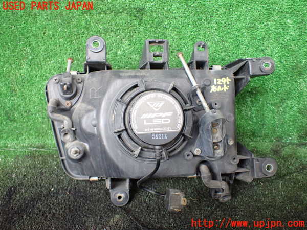 1UPJ-12951130]ハイラックスサーフ N130系 4ドア(KZN130W)右ヘッドライト LED 中古_m0003.jpg