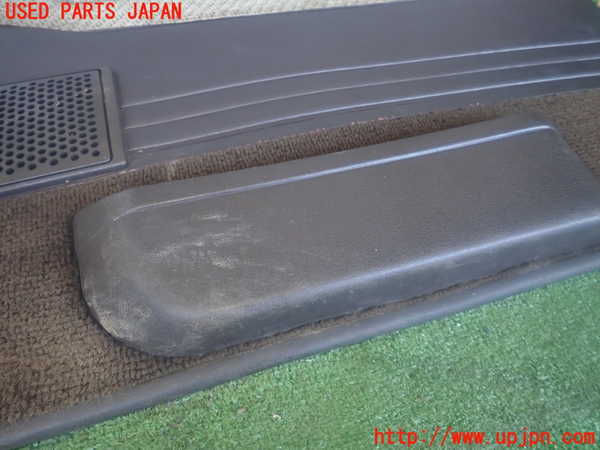 2UPJ-12981234]ランクル60系(HJ60V(改))右前ドア内張り 中古_m0002.jpg