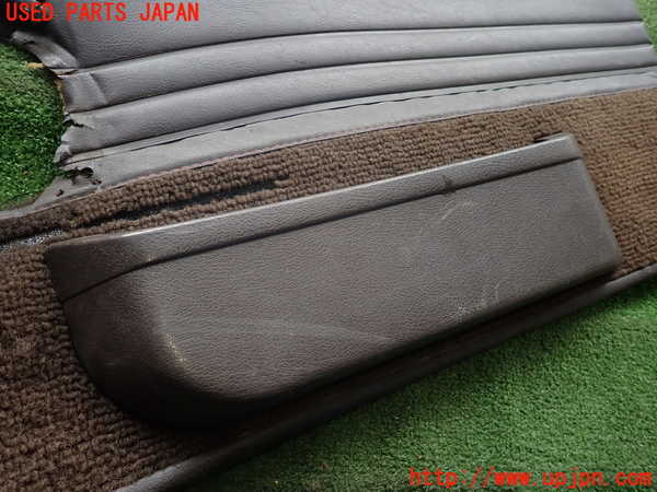 2UPJ-13011234]ランクル60系(HJ60V)右前ドア内張り 中古_m0003.jpg