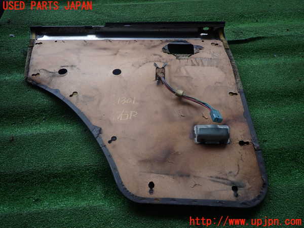 2UPJ-13011294]ランクル60系(HJ60V)右後ドア内張り 中古_m0003.jpg