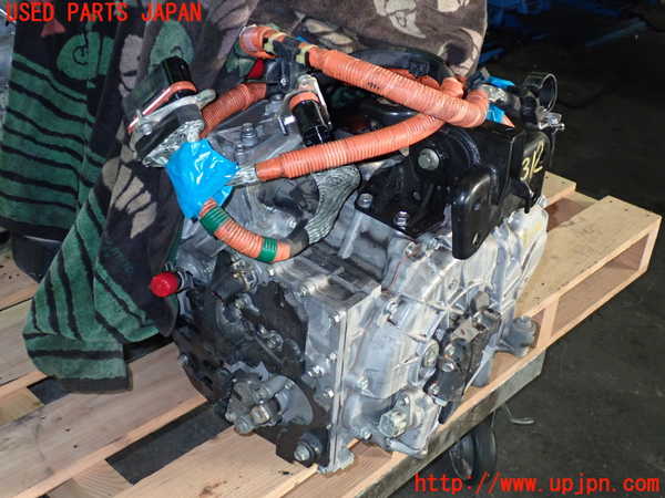 1UPJ-13123010]エスティマハイブリッド(AHR20W)ミッション AT 2AZ-FXE 4WD 中古_m0002.jpg