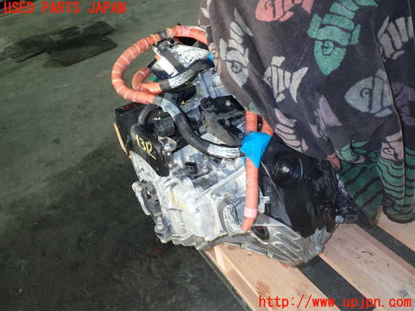 1UPJ-13123010]エスティマハイブリッド(AHR20W)ミッション AT 2AZ-FXE 4WD 中古_m0003.jpg