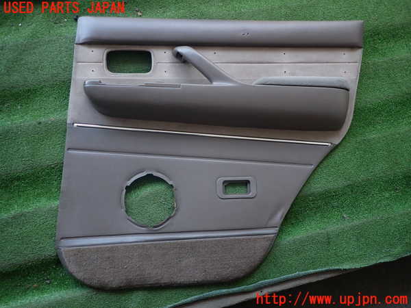 2UPJ-13301294]ランクル80系(FZJ80G)右後ドア内張り 【ジャンク品】 中古_m0001.jpg