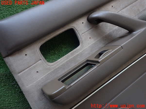 2UPJ-13301294]ランクル80系(FZJ80G)右後ドア内張り 【ジャンク品】 中古_m0002.jpg