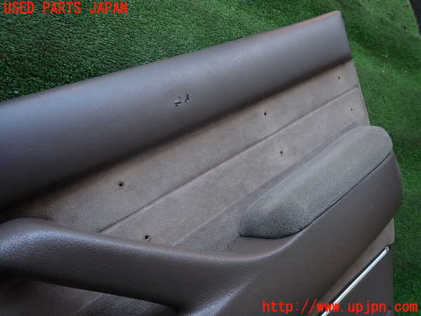 2UPJ-13301294]ランクル80系(FZJ80G)右後ドア内張り 【ジャンク品】 中古_m0003.jpg