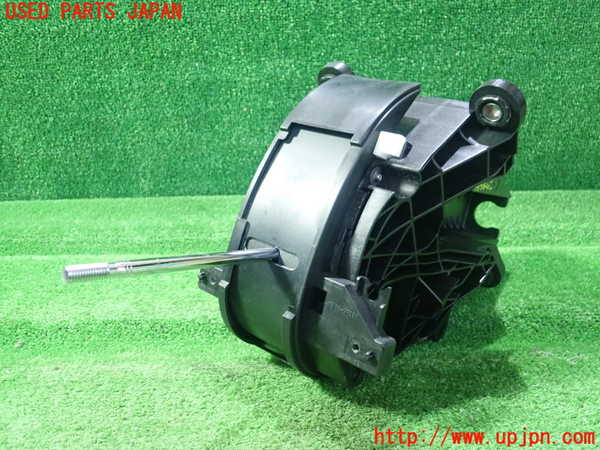 5UPJ-13447555]ハリアー(ZSU60W)ATシフトレバー 中古_m0001.jpg