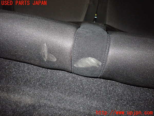 5UPJ-13457385]アバルト・595(31214T)リアシート 中古_m0004.jpg