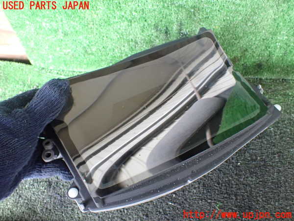 1UPJ-13646239]ベンツ B200 d(247012)メーター・その他 中古_m0002.jpg